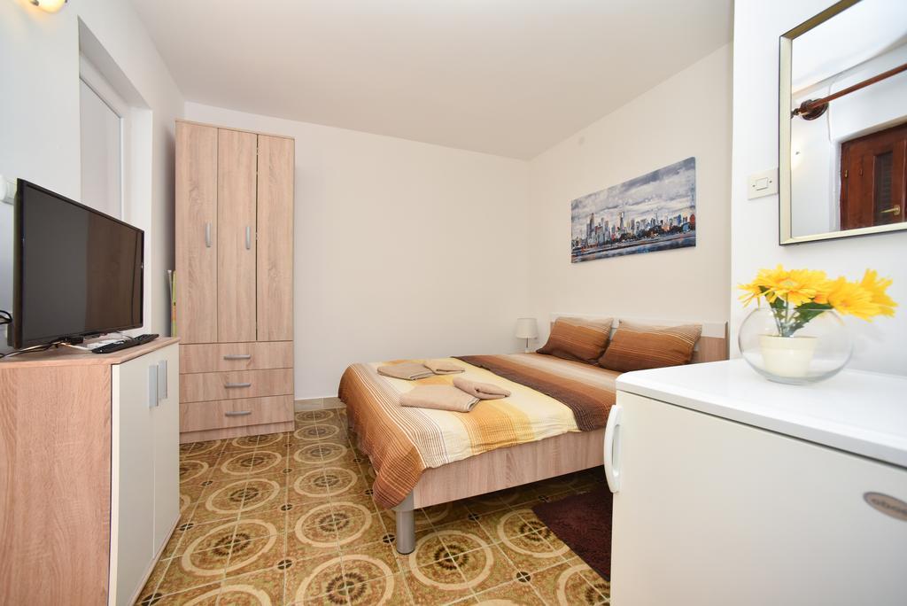 Mg Apartments And Rooms ブドヴァ エクステリア 写真